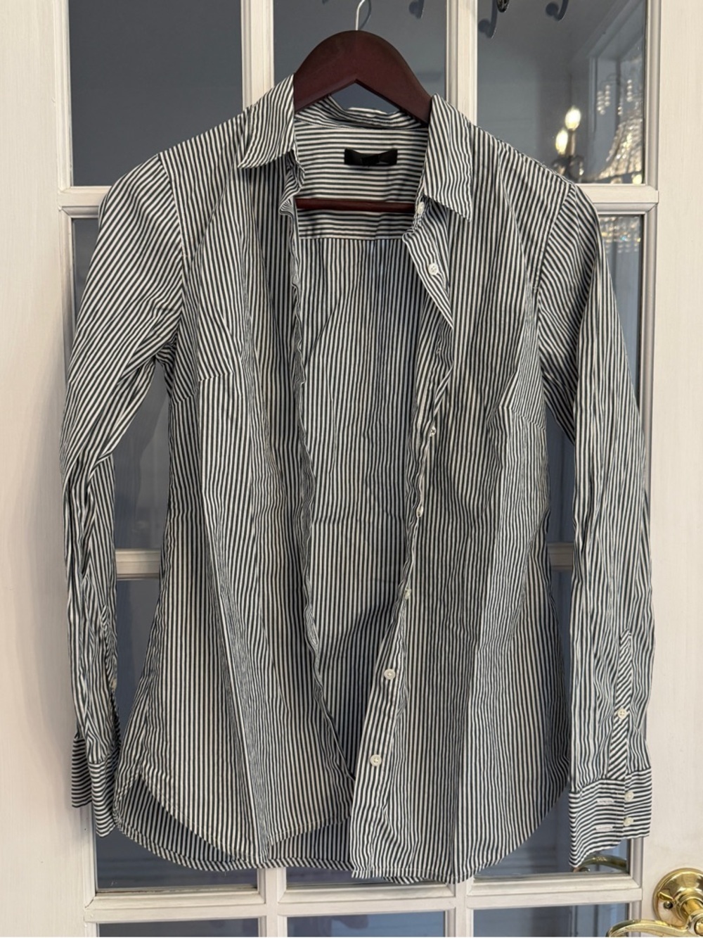 J. CREW Women’s Gray & White Striped Long Sleeve Button Down Favorite Shirt